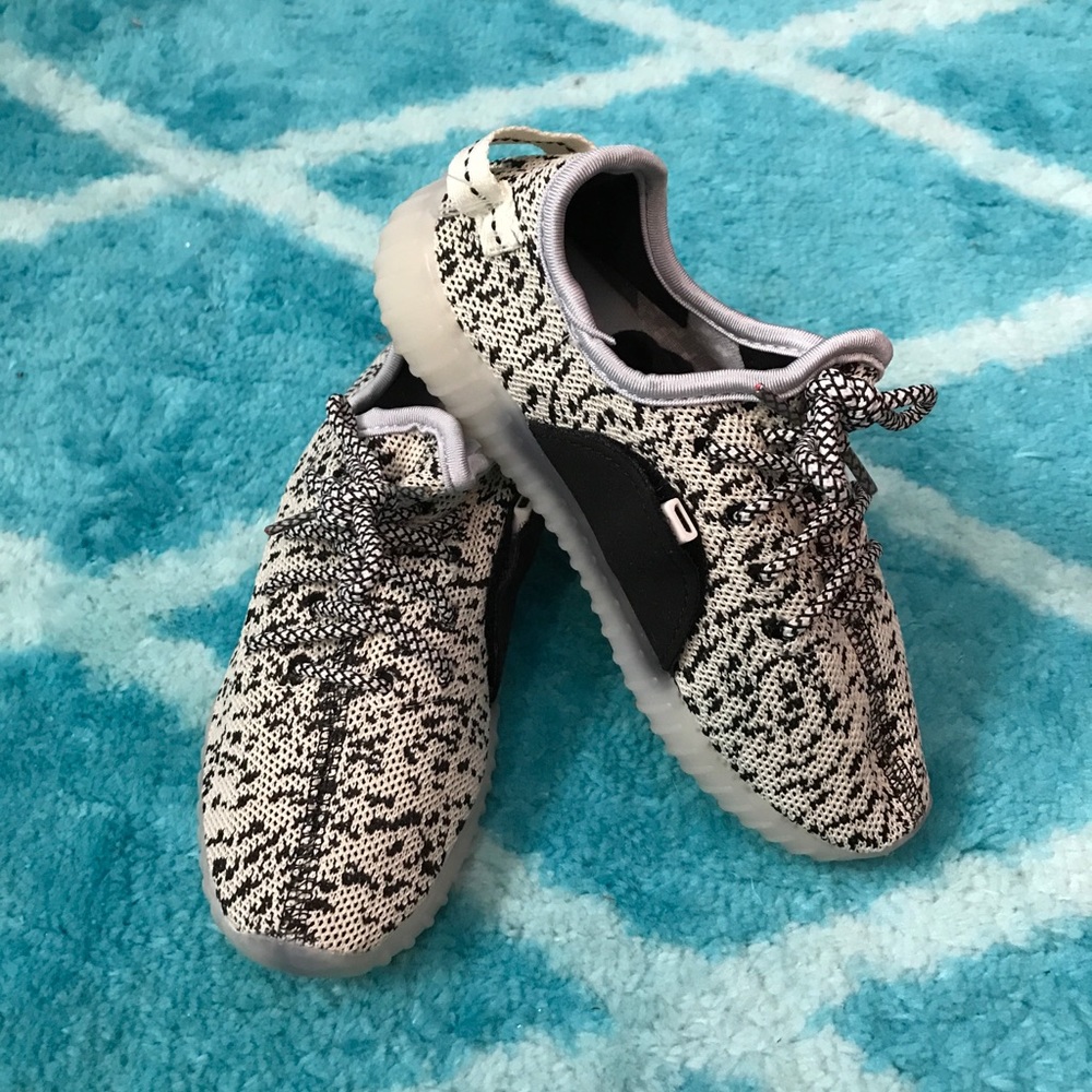 Chragible Light up sneakers!